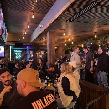 Barstool - Absolutely packed after Da Bears Game! - Sports Bars Near Me - Chicago, Illinois