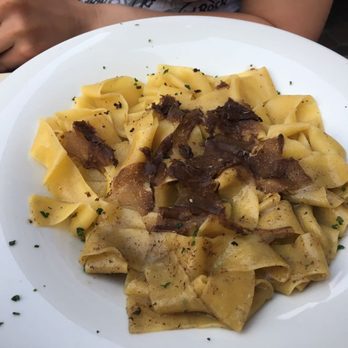 Maffei - Hausgemachte Nudeln mit Trüffel - Italian Near Me - Riva del Garda, Tennessee
