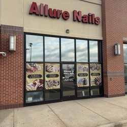 Allure Nails