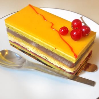 Jean Perroudon - Opera au yuzu! - Bakeries Near Me - Lyon, 69