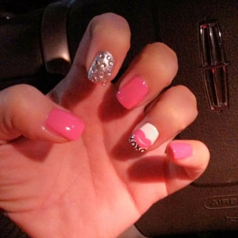 Benitoite Nails & Spa - Nail Salons Near Me - Tigard, Oregon