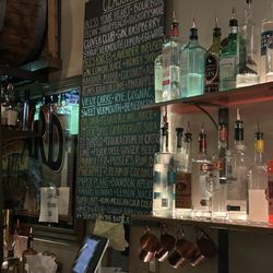 Cottage Street Pub - Great ambiance