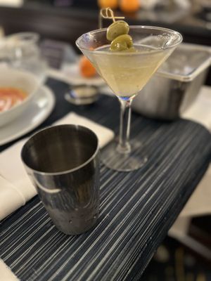 Disneyland Hotel by null