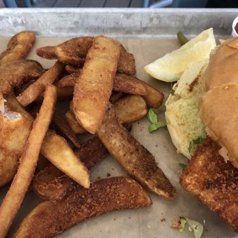 Stones Throw - Fish sandwich - New American Near Me - York, Maine Stones Throw - Fish sandwich - New American Near Me - York, Maine