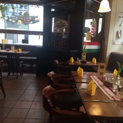 Budapest Restaurant - Ein Aufenthalt im Budapest Restaurant lohnt sich. Lecker Essen & nette Bedienung. Das Ambiente stimmt und es ist sauber .