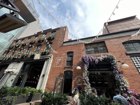 Westbound & Down Brewing Company by null