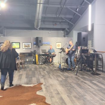 BackRoad Vines - 2nd floor music. - Wine Tasting Room Near Me - Fairfield, California