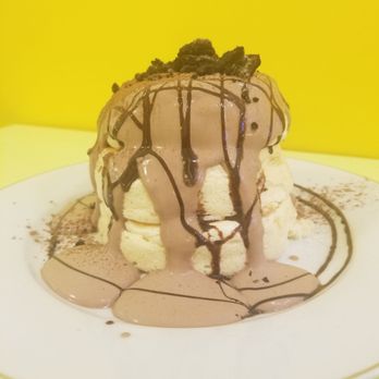 Cloud Nine Cafe Hawaii - Chocolate cream with oreo chips pancake souffle' - Desserts Near Me - Honolulu, Hawaii