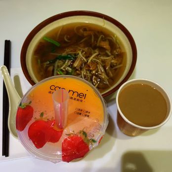 Chi Cafe - Breakfast noodle combo and mango and papaya smoothie! - Hong Kong Style Cafe Near Me - Chicago, Illinois Chi Cafe - Breakfast noodle combo and mango and papaya smoothie! - Hong Kong Style Cafe Near Me - Chicago, Illinois