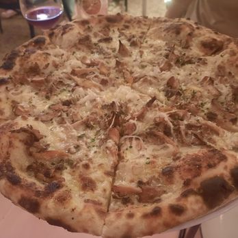 Bettina - Chanterelle - Pizza Near Me - Santa Barbara, California