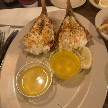 Bob Chinn's Crab House - Prime Dinner for 2 - Seafood Near Me - Wheeling, Illinois Bob Chinn's Crab House - Prime Dinner for 2 - Seafood Near Me - Wheeling, Illinois