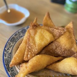 District Kitchen - Crab Rangoon