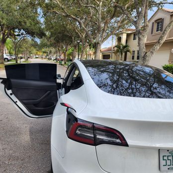 AC Cool Window Tinting - They really do an awesome job in my car. Thank you very much!!! - Car Window Tinting Near Me - Hallandale Beach , Florida AC Cool Window Tinting - They really do an awesome job in my car. Thank you very much!!! - Car Window Tinting Near Me - Hallandale Beach , Florida