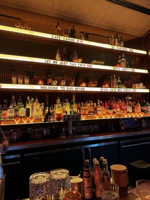 Bar Betsie by null