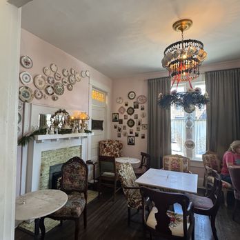 Triple Crown Bakery - Cozy indoor spaces - Bakeries Near Me - Franklin, Tennessee