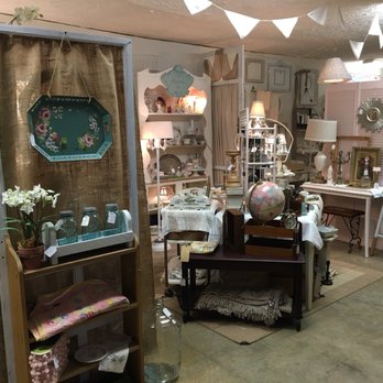 Salvage Sisters - Antiques Near Me - Franklin, Indiana
