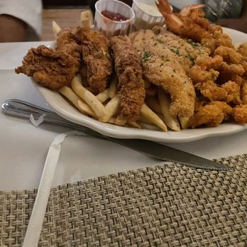 Pappadeaux Seafood Kitchen - Sampler Platter - Cajun/Creole Near Me - Norcross, Georgia Pappadeaux Seafood Kitchen - Sampler Platter - Cajun/Creole Near Me - Norcross, Georgia