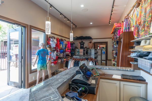 The Encore Lakeside Grill & Sky Bar by null