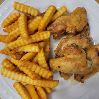 South Loop Cafe - Lemon Pepper Wings and Fries - Cafes Near Me - Houston, Texas South Loop Cafe - Lemon Pepper Wings and Fries - Cafes Near Me - Houston, Texas