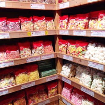 Bären-Treff - Gummitiere so weit das Auge reicht - Candy Stores Near Me - Hamburg, HH