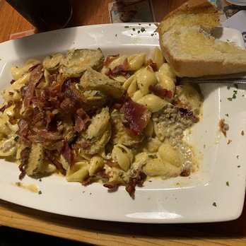 Buzzard Billy's - Bacon Cheeseburger Mac and Cheese - Cajun/Creole Near Me - Des Moines, Iowa