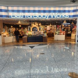 Bath & Body Works - Entrance inside Liberty Place