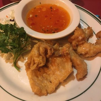 Captains Tavern - Cracked conch - salty & greasy - Seafood Near Me - Miami, Florida