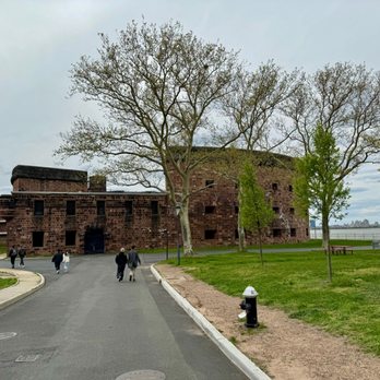 Governors Island - Parks Near Me - New York, New York Governors Island - Parks Near Me - New York, New York