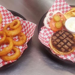Yampa Valley Golf Bar and Grill - Delicious burgers golf burgers are the favorite