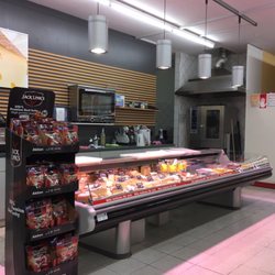 SPAR - Innen (Käseabteilung)