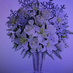 Woolvies Florist - What we were supposed to receive.