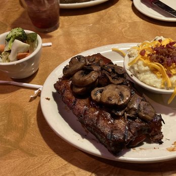 Texas Roadhouse - Half rack of ribs with mushrooms, loaded mashed potatoes, fresh vegetables. - Steakhouses Near Me - Stroudsburg, Pennsylvania Texas Roadhouse - Half rack of ribs with mushrooms, loaded mashed potatoes, fresh vegetables. - Steakhouses Near Me - Stroudsburg, Pennsylvania