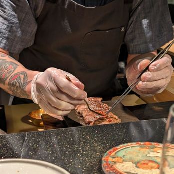 1033 Omakase - Wine Bars Near Me - Milwaukee, Wisconsin