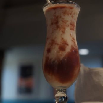 Canoe Hut - Cocktails - Lounges Near Me - Honolulu, Hawaii