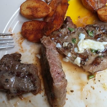 Tio Pepe - Steak cooked medium.. - Spanish Near Me - New York, New York