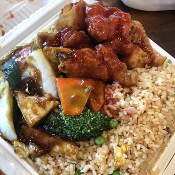 New Jade China - 3 Combination Plate w/ BBQ Pork Fried Rice, Vegetable Tofu, and Sweet & Sour Pork ($10.25) - 4/5 stars - Chinese Near Me - San Jose, California New Jade China - 3 Combination Plate w/ BBQ Pork Fried Rice, Vegetable Tofu, and Sweet & Sour Pork ($10.25) - 4/5 stars - Chinese Near Me - San Jose, California