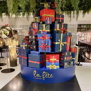 Le Méridien Vienna - Christmas declaration celebration starts early out here. In the lobby - Hotels Near Me - Vienna, 9 Le Méridien Vienna - Christmas declaration celebration starts early out here. In the lobby - Hotels Near Me - Vienna, 9
