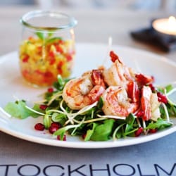 Stockholm Kitchen & Bar - Tropical salsa + shrimps = perfect taste