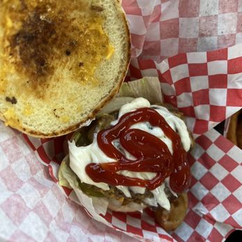 Lee's Bar-B-Q - ows a burger with ketchup and ketchup - Barbeque Near Me - Trinidad, Colorado Lee's Bar-B-Q - ows a burger with ketchup and ketchup - Barbeque Near Me - Trinidad, Colorado