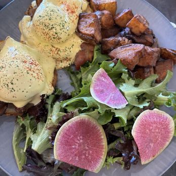 Ravine Cafe - Bacon Benny - Breakfast & Brunch Near Me - Vaughan, Ontario Ravine Cafe - Bacon Benny - Breakfast & Brunch Near Me - Vaughan, Ontario
