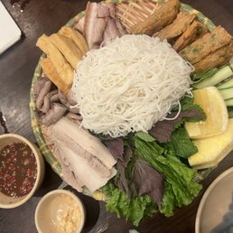Fermented Shrimp Paste Vermicelli Platter / Bún Đậu Mắm Tôm