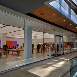 Apple Brickell City Centre - Apple store at the Brickell City Centre