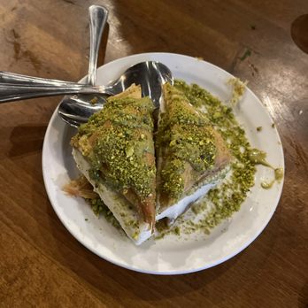 Aladdin Cafe - Baklava Ice cream - Mediterranean Near Me - San Diego, California