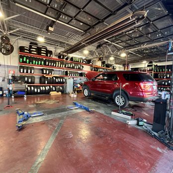 Tire Store Service Center - Inside our workshop - Tires Near Me - Coppell, Texas Tire Store Service Center - Inside our workshop - Tires Near Me - Coppell, Texas