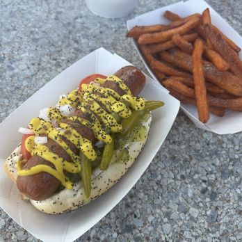 Chilly Willy's Ice Creams & Grill - Chicago dog and sweet potato fries - Ice Cream & Frozen Yogurt Near Me - Olney, Illinois