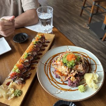Sakana Sushi and Roll - Sushi Bars Near Me - Kensington, California