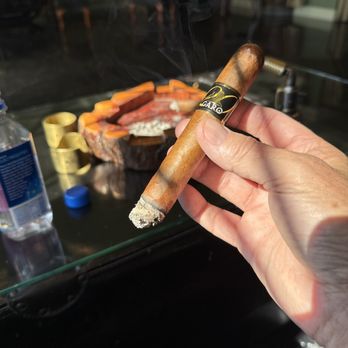 La Casa Cigar Lounge - Enjoying a cigar on a quick day trip to Burbank. - Cigar Bars Near Me - North Hollywood, California