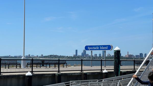 Spectacle Island by null