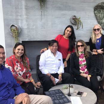 GRANVILLE - Rooftop patio with friends - New American Near Me - Pasadena, California GRANVILLE - Rooftop patio with friends - New American Near Me - Pasadena, California