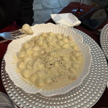 Mama Fla - Creamy Chicken Alfredo - Italian Near Me - Idaho Falls, Idaho Mama Fla - Creamy Chicken Alfredo - Italian Near Me - Idaho Falls, Idaho